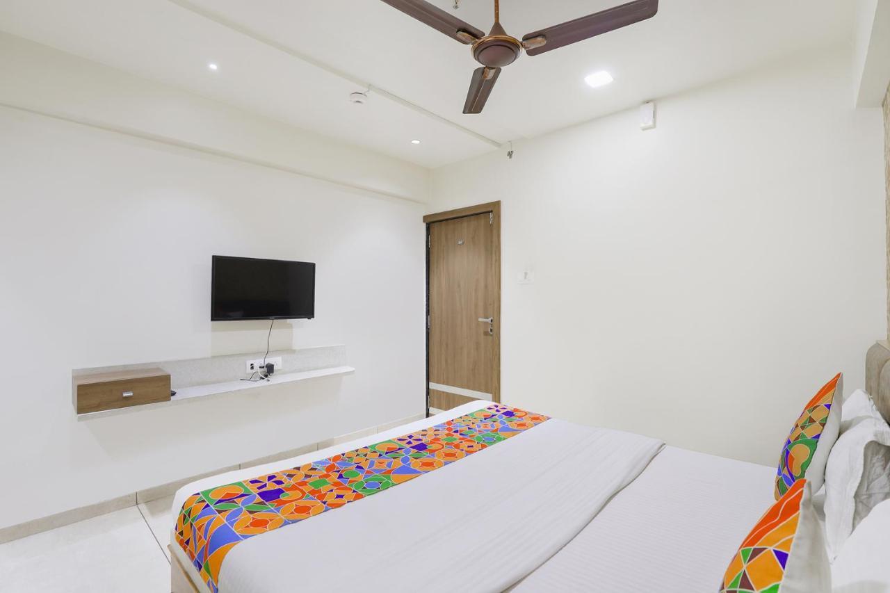 Fabhotel Bharosa Inn Ahmedabad Exteriör bild